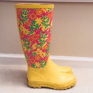 Vintage Lilly Rainboots 🌼☔️🌸🌧👢